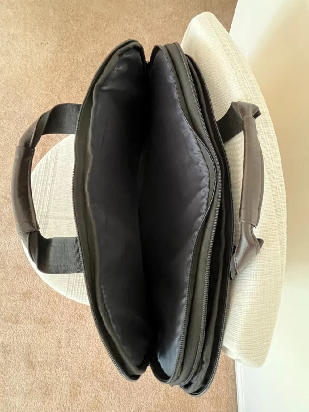 Kenneth Cole Reaction 16